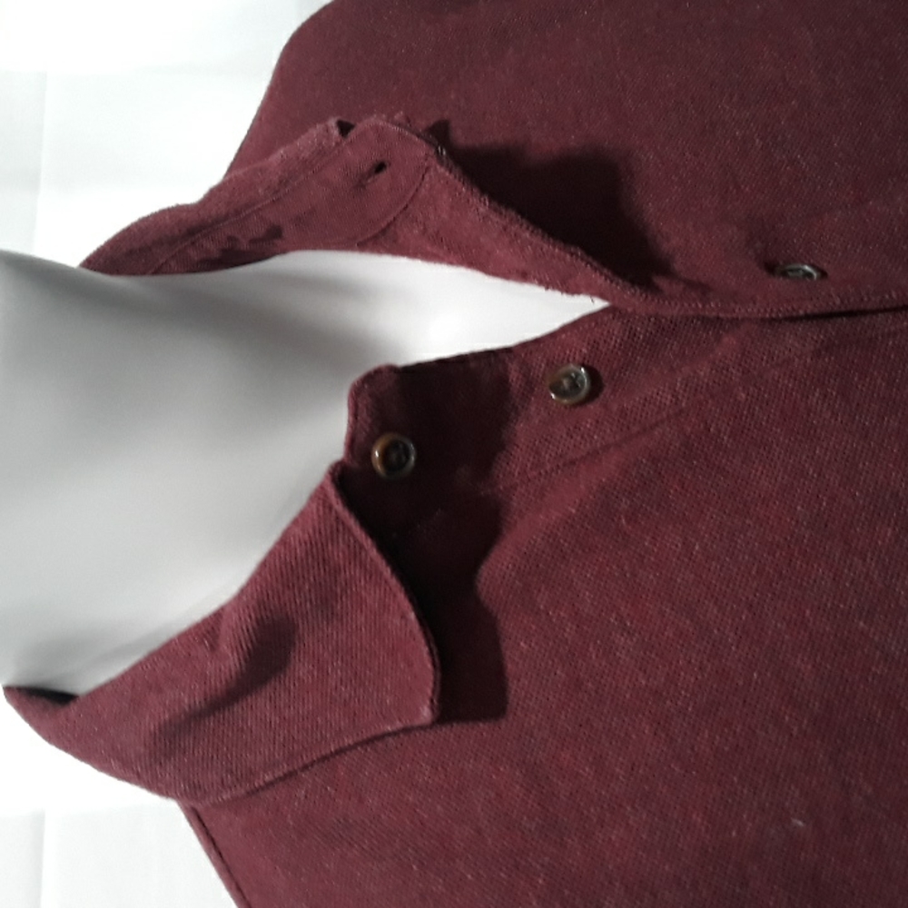 Brooks Brothers mens 3 button maroon long sleeve shirt. Cotton and wool. Large